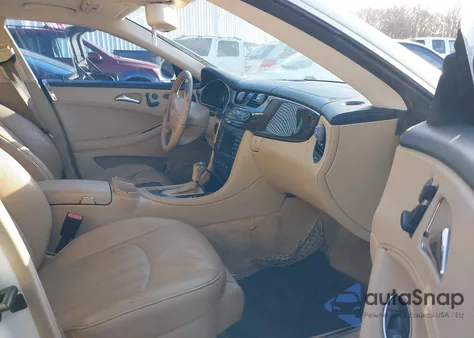 2008 Mercedes-Benz Cls 550 из США, поврежденный, VIN WDDDJ72X18A117065